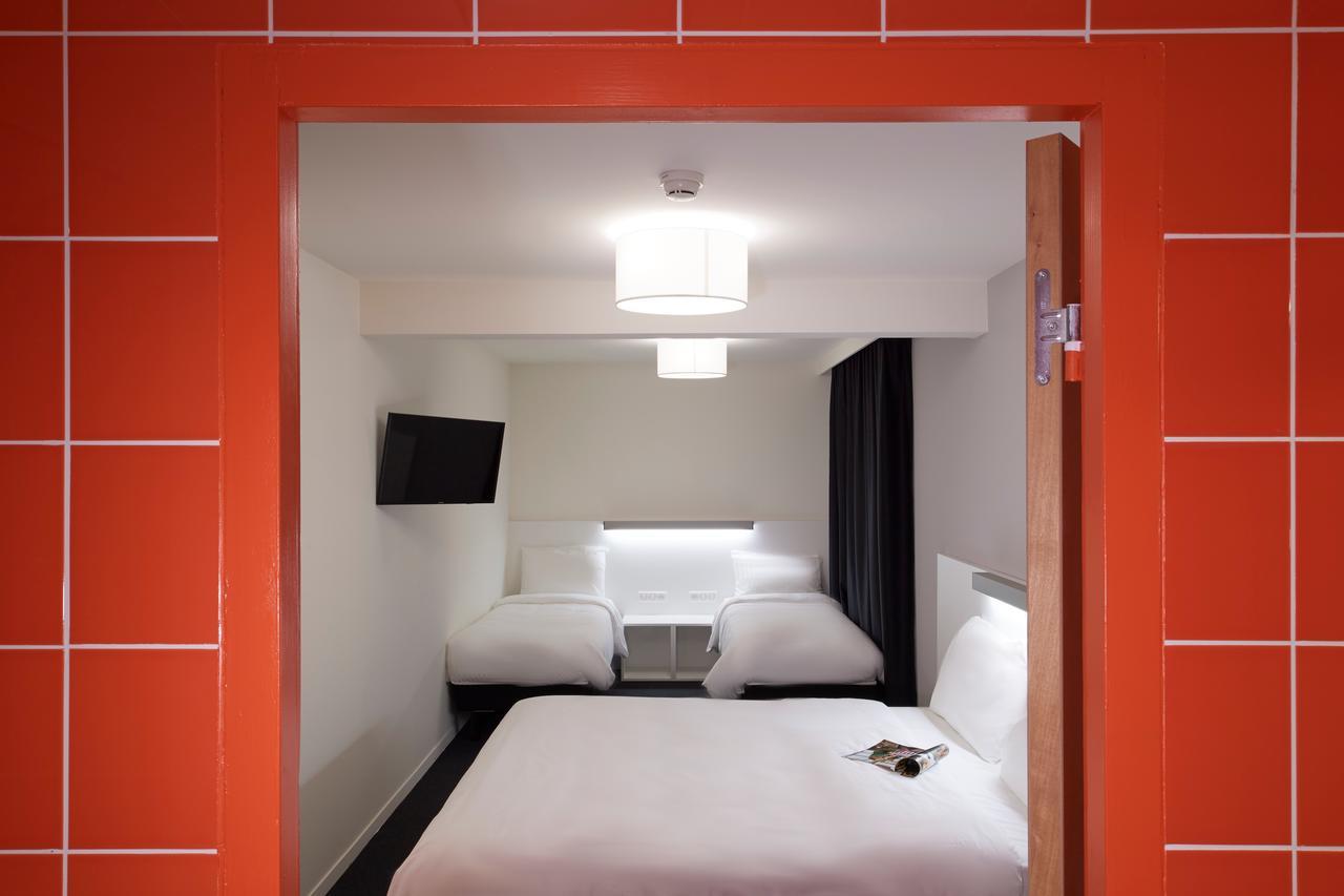 Hotel Le Nex2 Tarbes Esterno foto